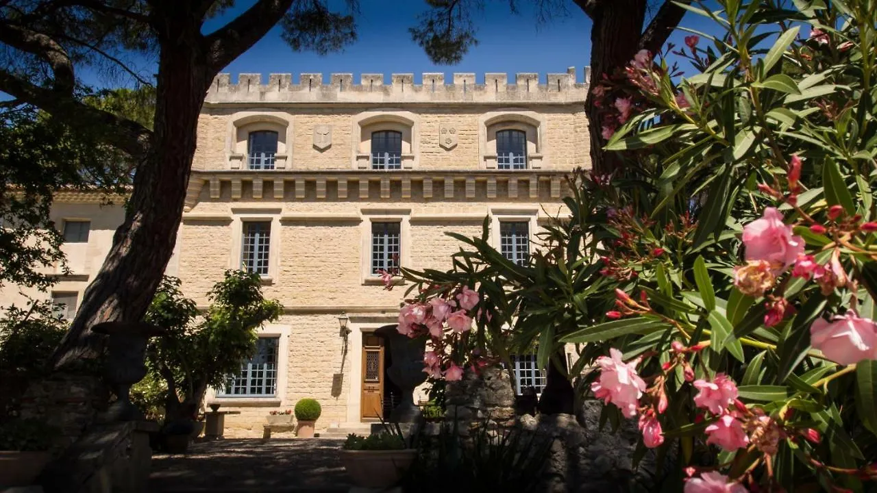 *** Couette-café Bed and Breakfast Chateau Eydoux à Loriol-du-Comtat France